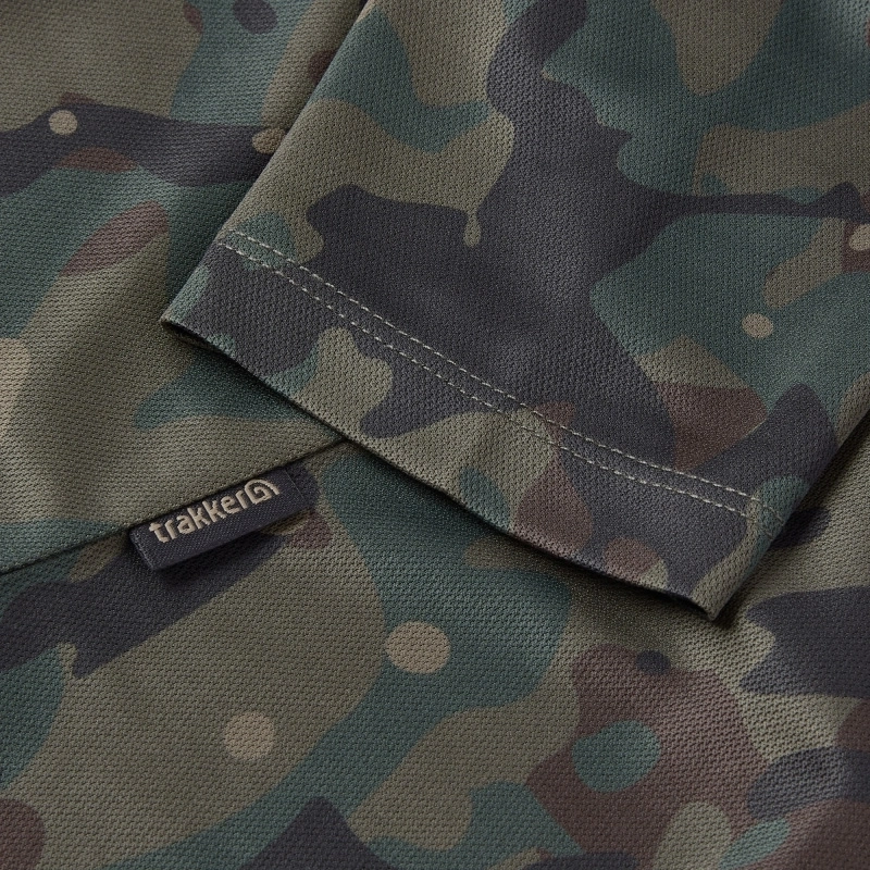 Trakker Camo UV Hooded Shirt